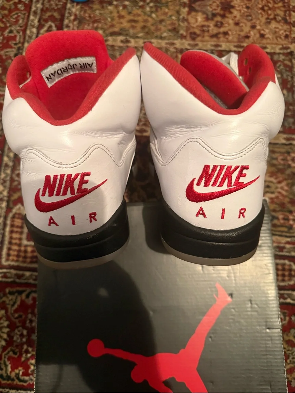 Jordan 5 Retro Fire Red Silver Tongue Retro High-Top Sneakers